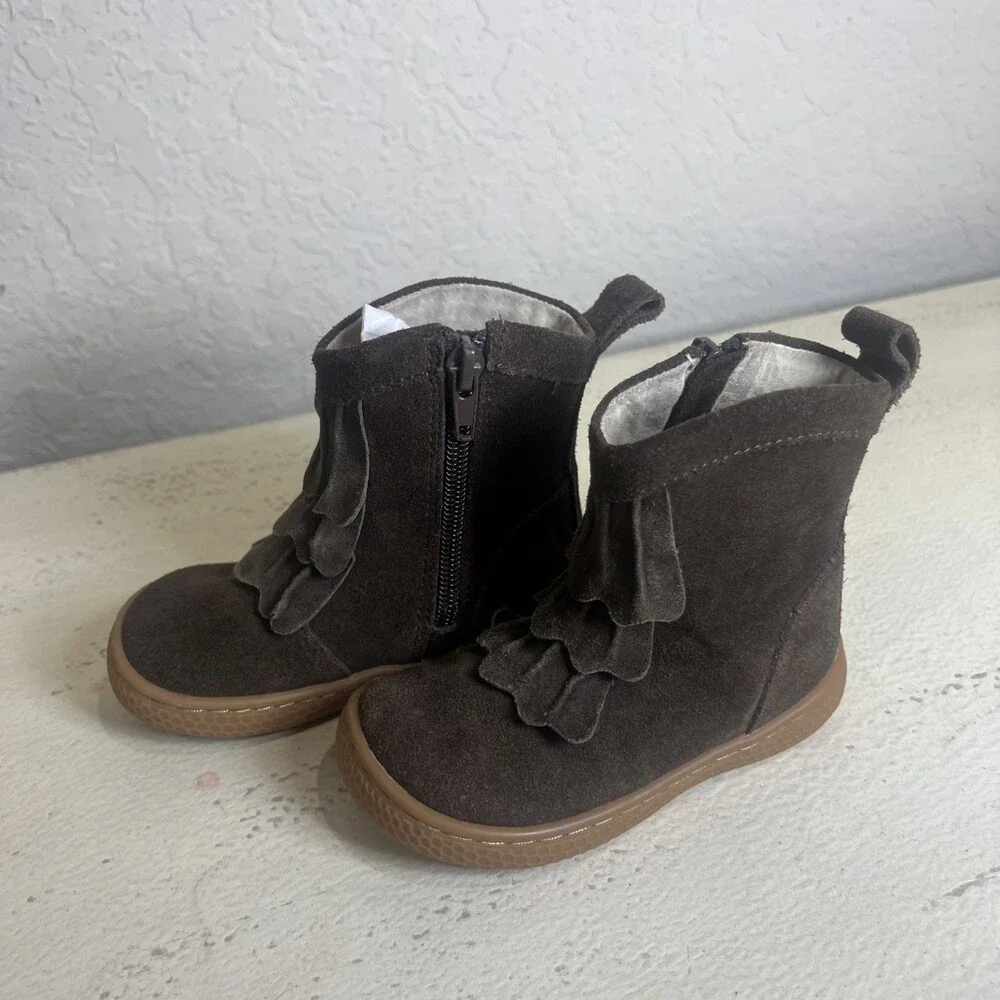 Livie & Luca Pepper Mocha Classic Boots Suede Leather Layered Booties Size 6